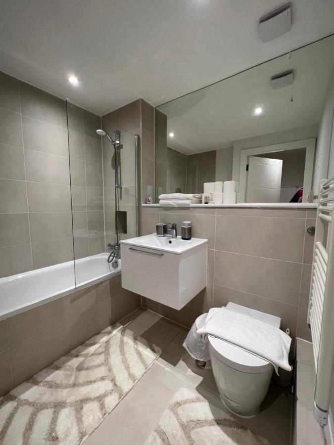 99 Guest House Істборн Екстер'єр фото